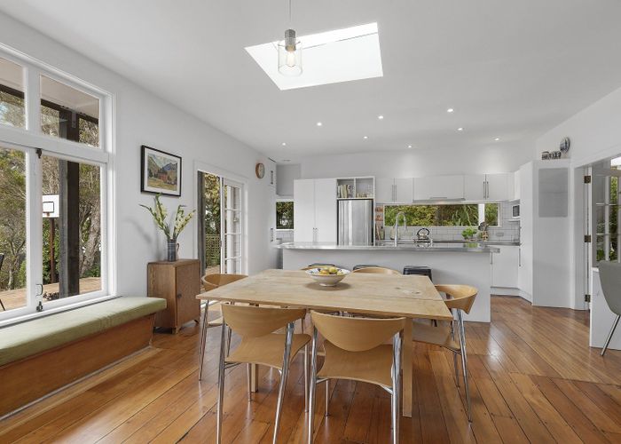  at 86 Waipapa Road, Hataitai, Wellington