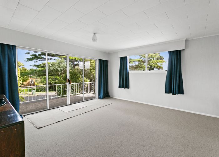  at 6 Magnolia Drive, Westown, New Plymouth