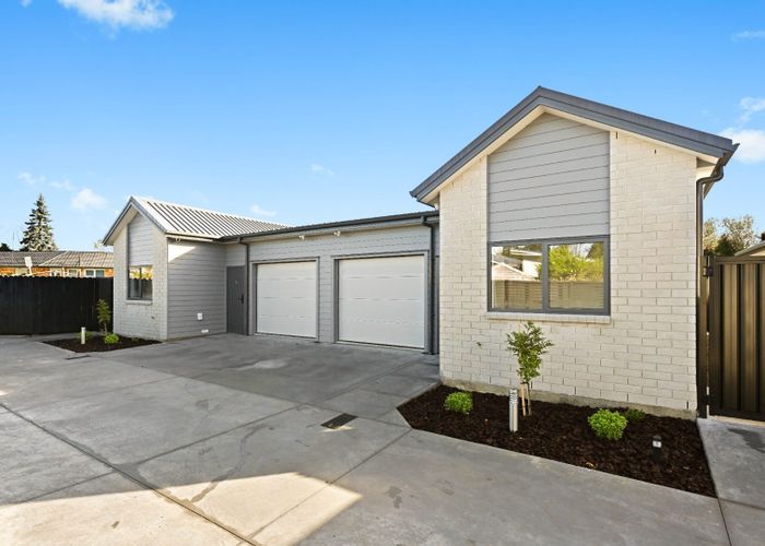  at 2/9 Beverley Crescent, Hillcrest, Hamilton, Waikato