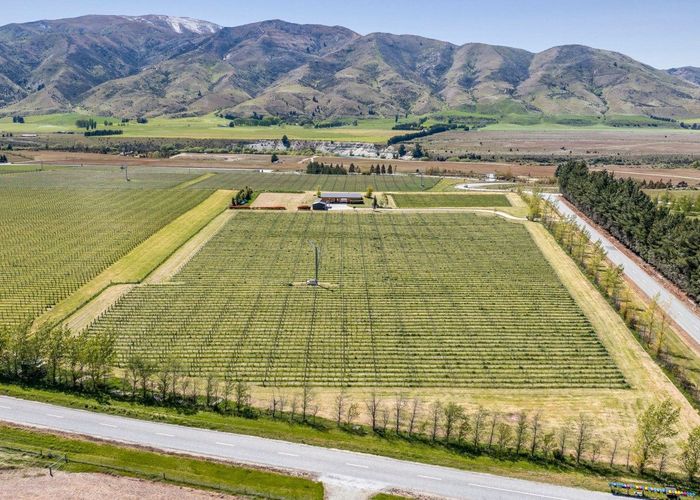  at 90 Willowbank Road, Queensberry, Wanaka, Otago