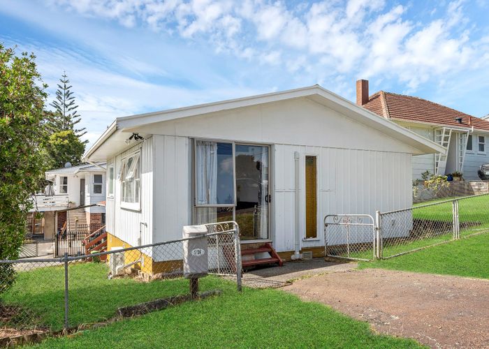  at 1/24 Holbrook Street, Avondale, Auckland