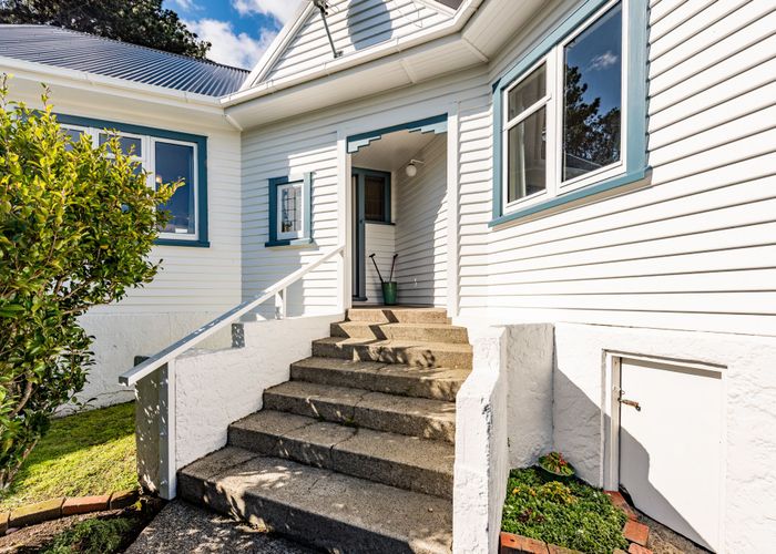  at 67 Duthie Street, Karori, Wellington