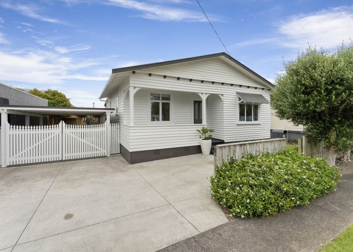  at 33 Weymouth Street, New Plymouth, New Plymouth