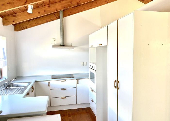  at 1/51 Greenslade Crescent, Northcote, North Shore City, Auckland