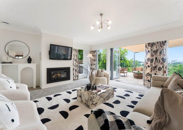  at 90 Exmouth Road, Northcote, North Shore City, Auckland