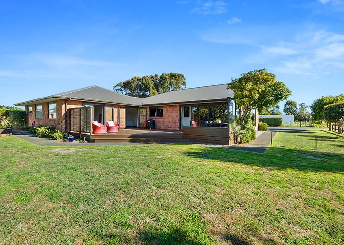  at 111 Queens Road, Glen Avon, New Plymouth, Taranaki