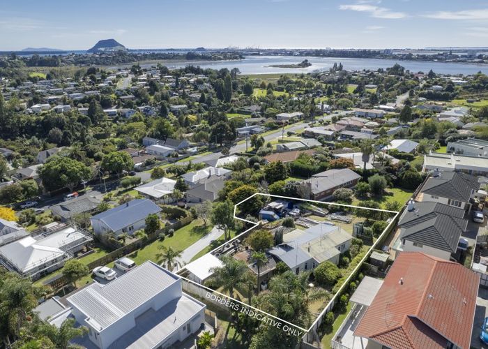  at 110 Sutherland Road, Brookfield, Tauranga