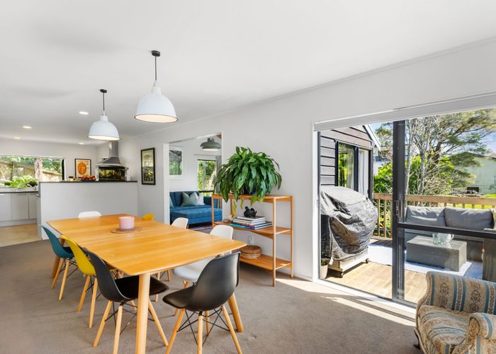  at 2/206 Rangatira Rd, Beach Haven, North Shore City