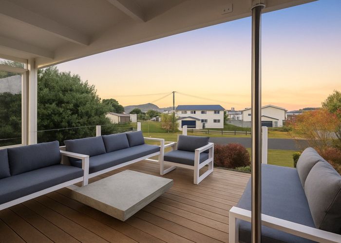  at 2 Banks Street, Cooks Beach, Whitianga