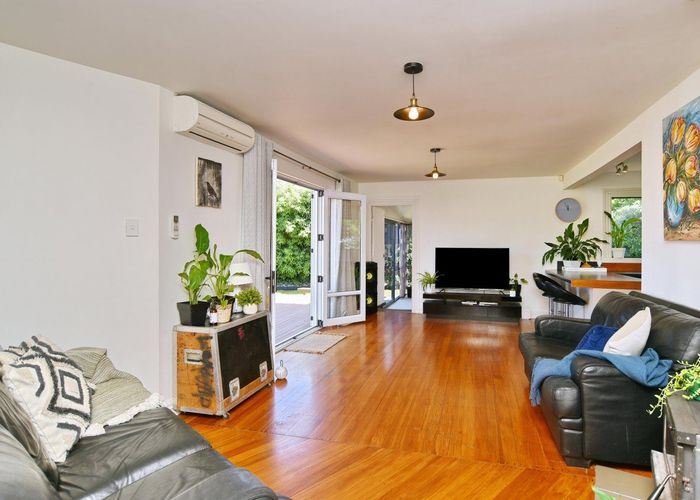  at 52 Orrick Crescent, Avondale, Christchurch City, Canterbury