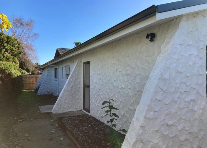  at 10 Gulliver Place, Conifer Grove, Takanini