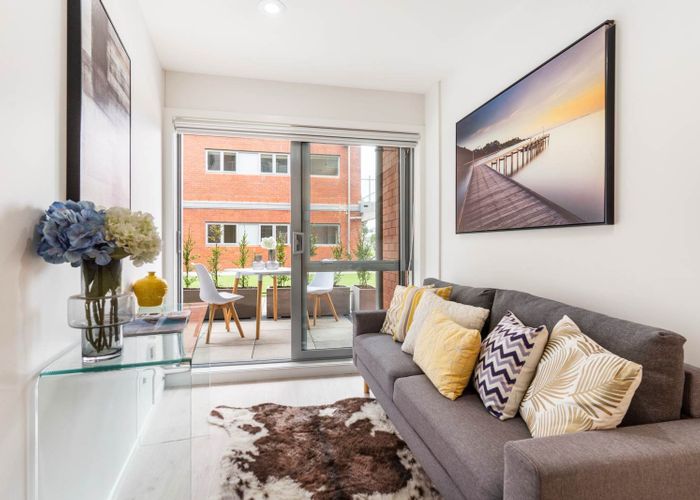 at 102/4 Wagener Place, Mount Albert, Auckland City, Auckland
