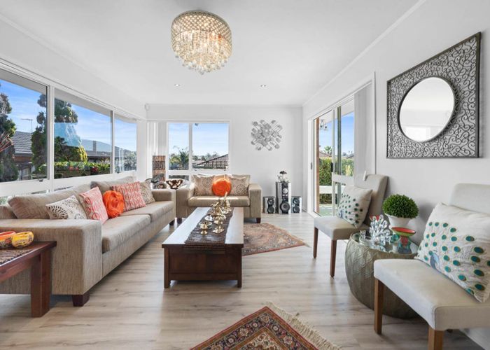  at 13 Carriage Close, Northpark, Manukau City, Auckland