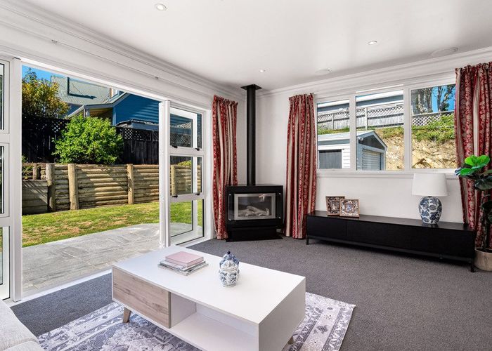  at 33 Dominion Park Street, Johnsonville, Wellington, Wellington