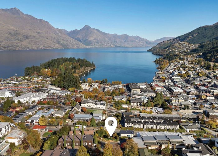  at 41 Hallenstein Street, Queenstown East, Queenstown-Lakes, Otago