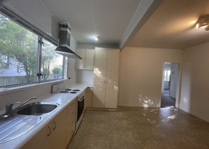  at 19 Meadow Street, Mount Wellington, Auckland