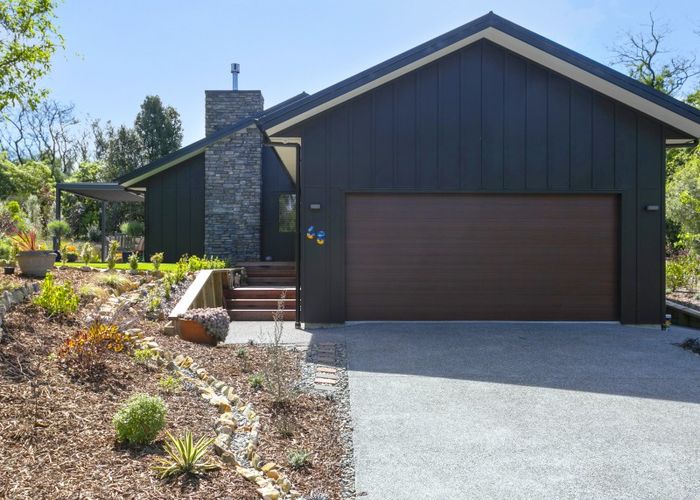  at 68 Parawera Drive, Acacia Bay, Taupo