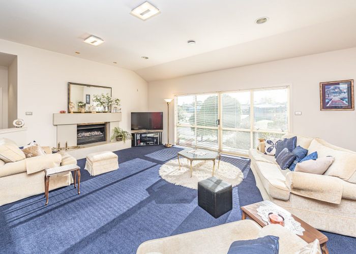  at 12 Suffolk Drive, Otamatea, Whanganui