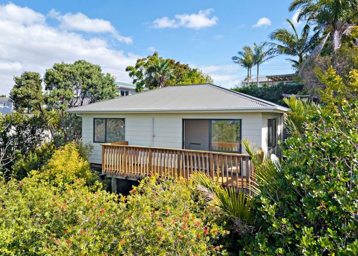  at 899A East Coast Road, Torbay, North Shore City, Auckland