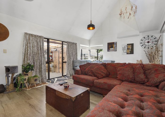  at 5 Caulfield Green, Nawton, Hamilton