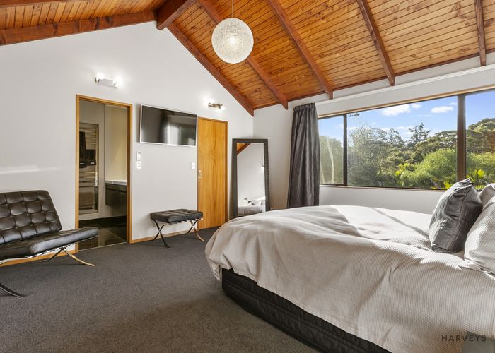  at 19 Cochran Road, Oratia, Auckland