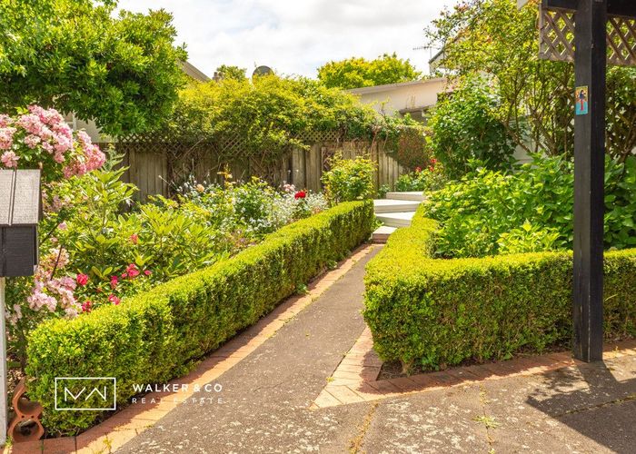  at 1 Bathurst Street, Silverstream, Upper Hutt, Wellington