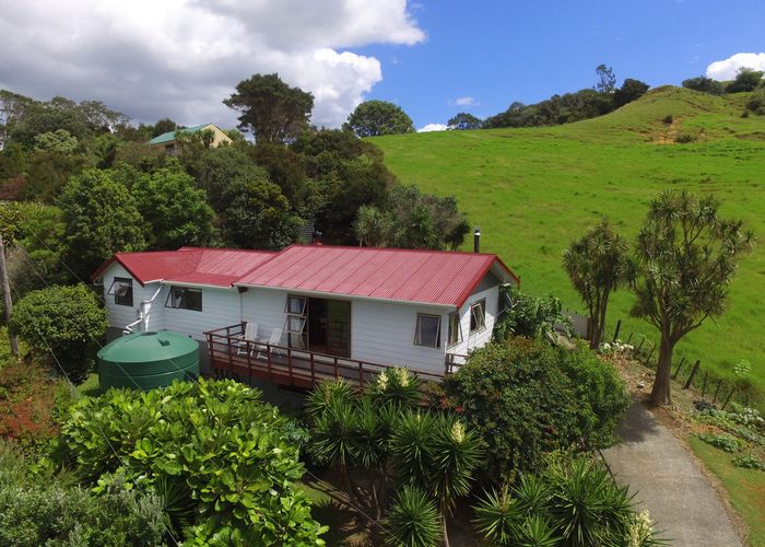  at 102 Gangway Road, Totara North