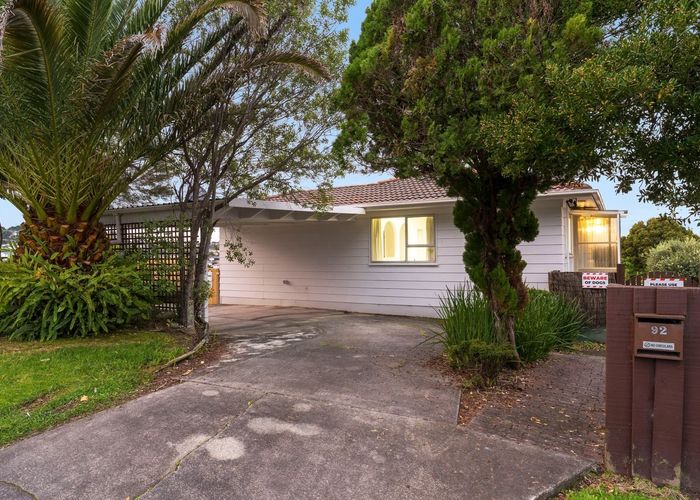  at 92 Gallony Avenue, Massey, Waitakere City, Auckland