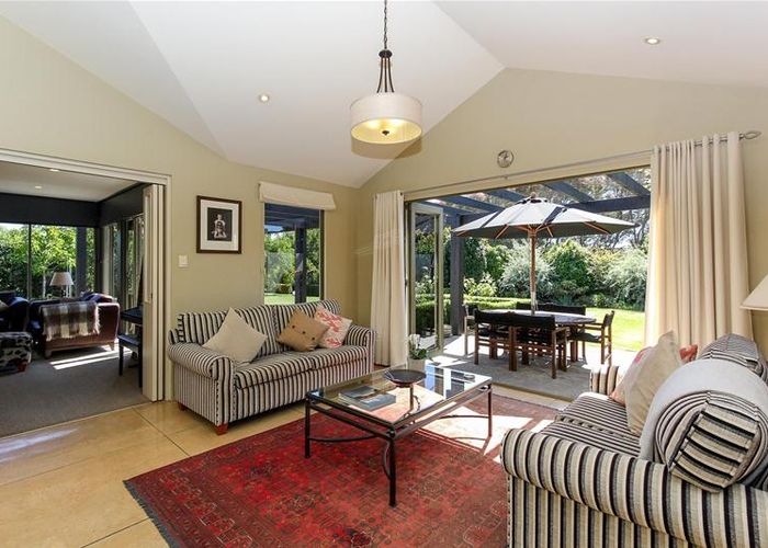  at 30 Shelter Grove, Frankleigh Park, New Plymouth