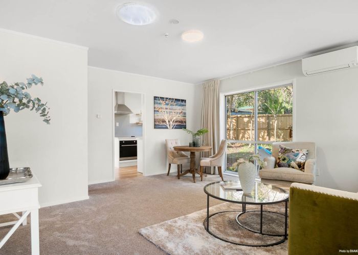  at 2/29 Angelo Avenue, Howick, Auckland