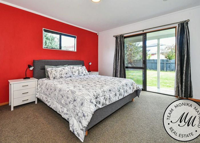  at 16B Lipscombe Avenue, Papatoetoe, Manukau City, Auckland