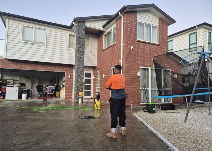 at 23 Bartell Drive, Manukau, Manukau City, Auckland