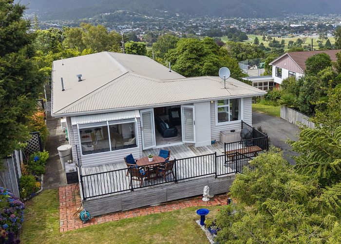  at 69 Belmont Terrace, Belmont, Lower Hutt, Wellington