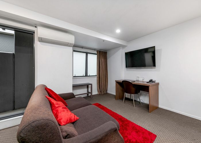  at 2C/6 St Martins Lane, Grafton, Auckland City, Auckland