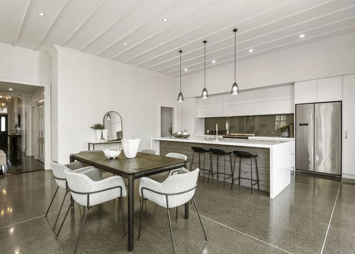  at 154 Hinemoa Street, Birkenhead, North Shore City, Auckland