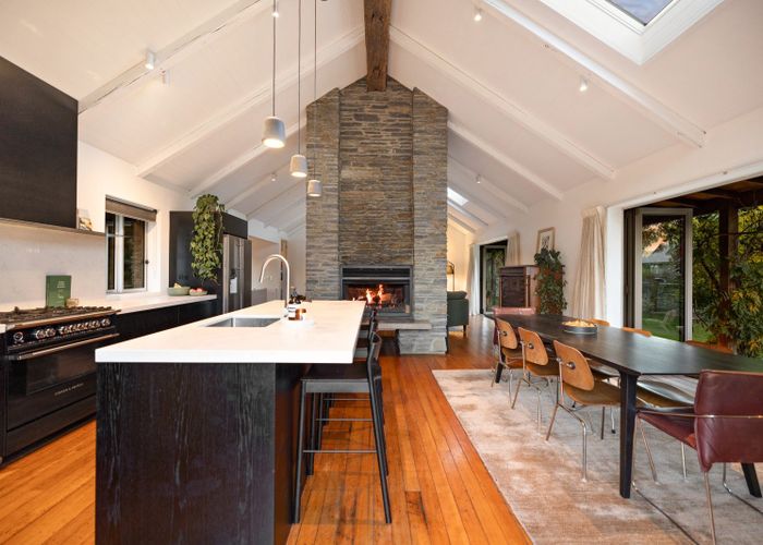  at 12 Amber Close, Arthurs Point, Queenstown-Lakes, Otago