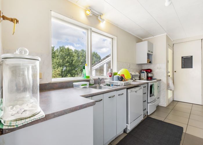  at 19 Phoenix Place, Papatoetoe, Auckland