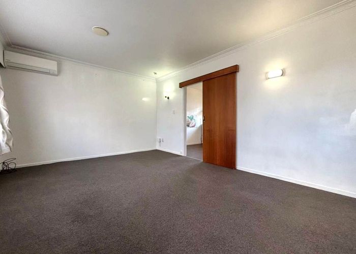  at 2/127 St George Street, Papatoetoe, Auckland