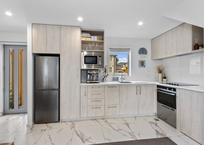  at 2/48 Ward Street, Addington, Christchurch