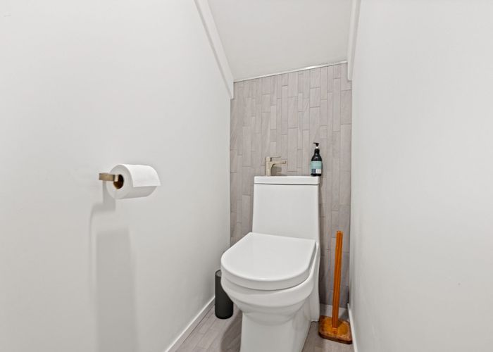  at 2/21 Alexandra Street, Richmond, Christchurch City, Canterbury