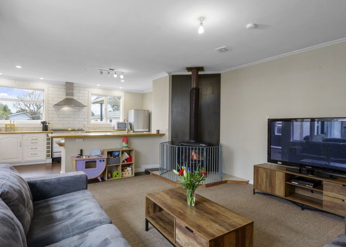  at 10 Longden Street, Darfield, Darfield
