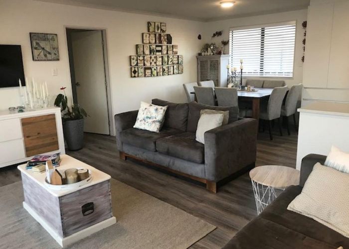  at 4A Ronald Ave, Glenbrook, Franklin, Auckland