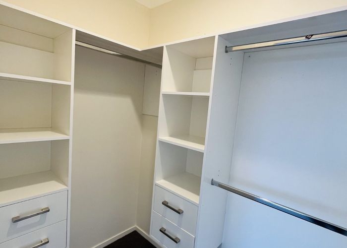  at 8 The Rosebowl, Sunnyhills, Manukau City, Auckland