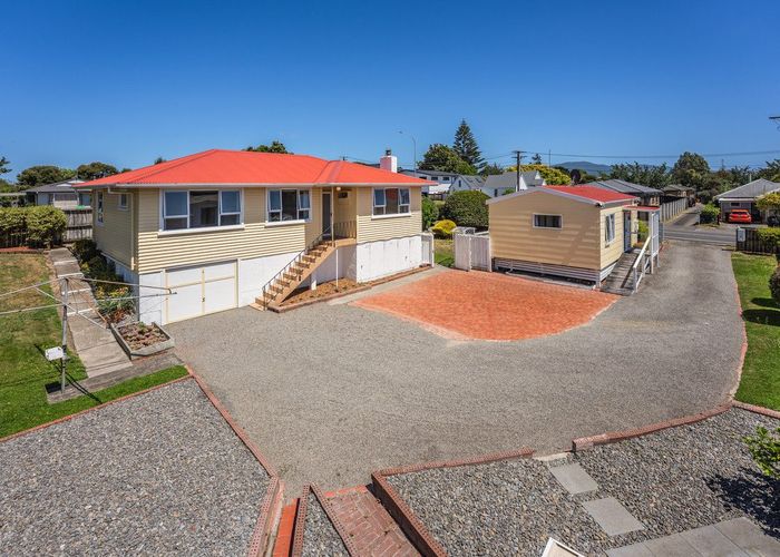  at 10 Walton Road, Paraparaumu Beach, Kapiti Coast, Wellington
