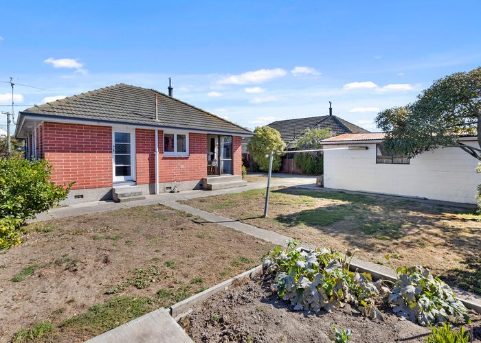  at 221 Shortland Street, Aranui, Christchurch