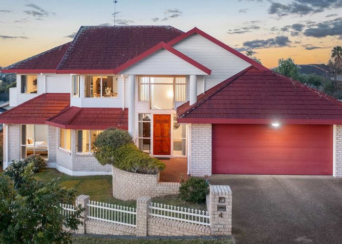  at 4 Bonnard Place, West Harbour, Auckland
