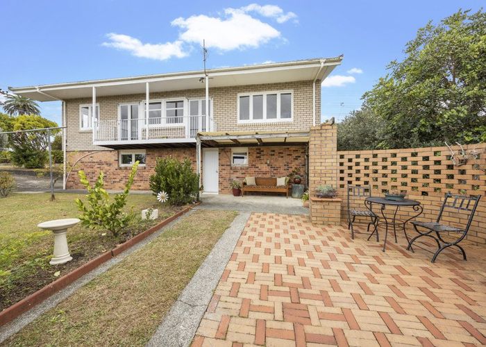  at 551-561 West Coast Road, Oratia, Waitakere City, Auckland
