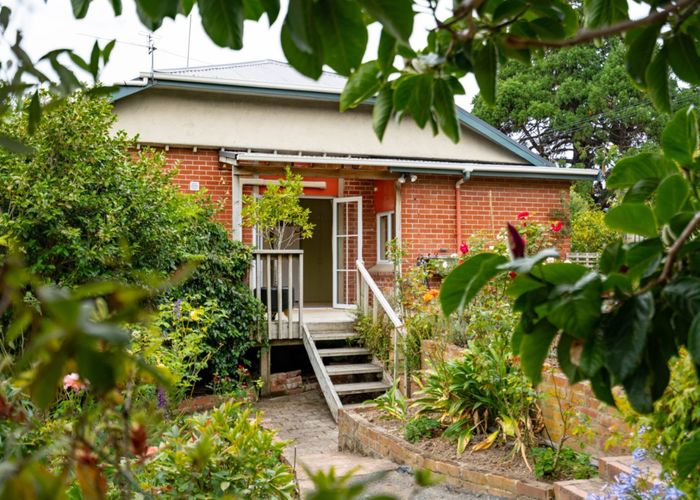  at 36 Middleton Road, Kew, Dunedin