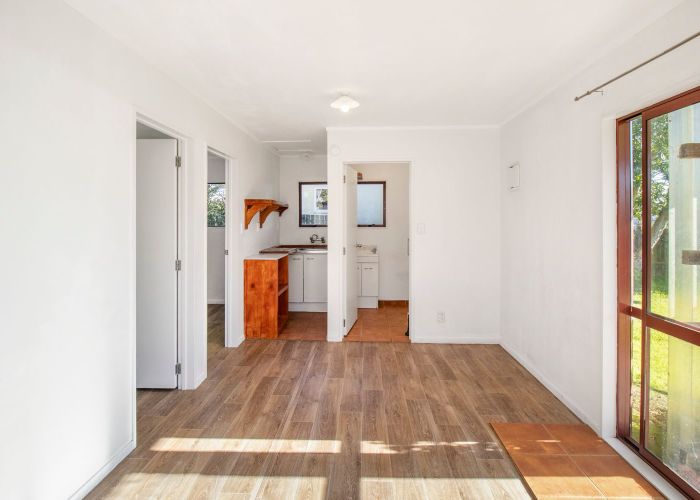  at 15 Bundena Place, Clendon Park, Manukau City, Auckland