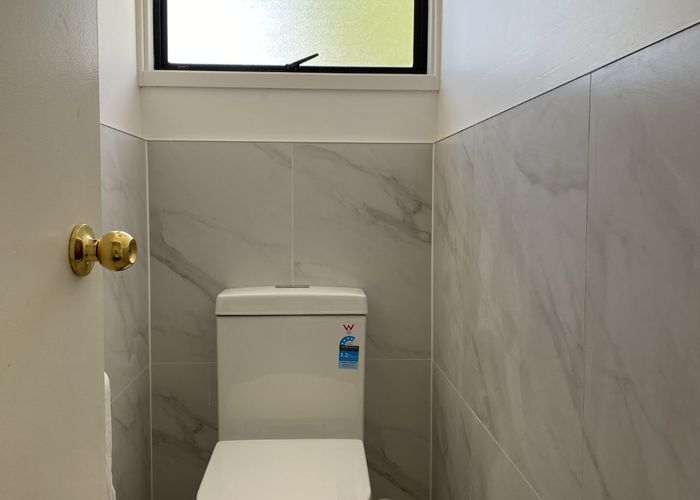  at 49 Meadowood Drive, Unsworth Heights, North Shore City, Auckland